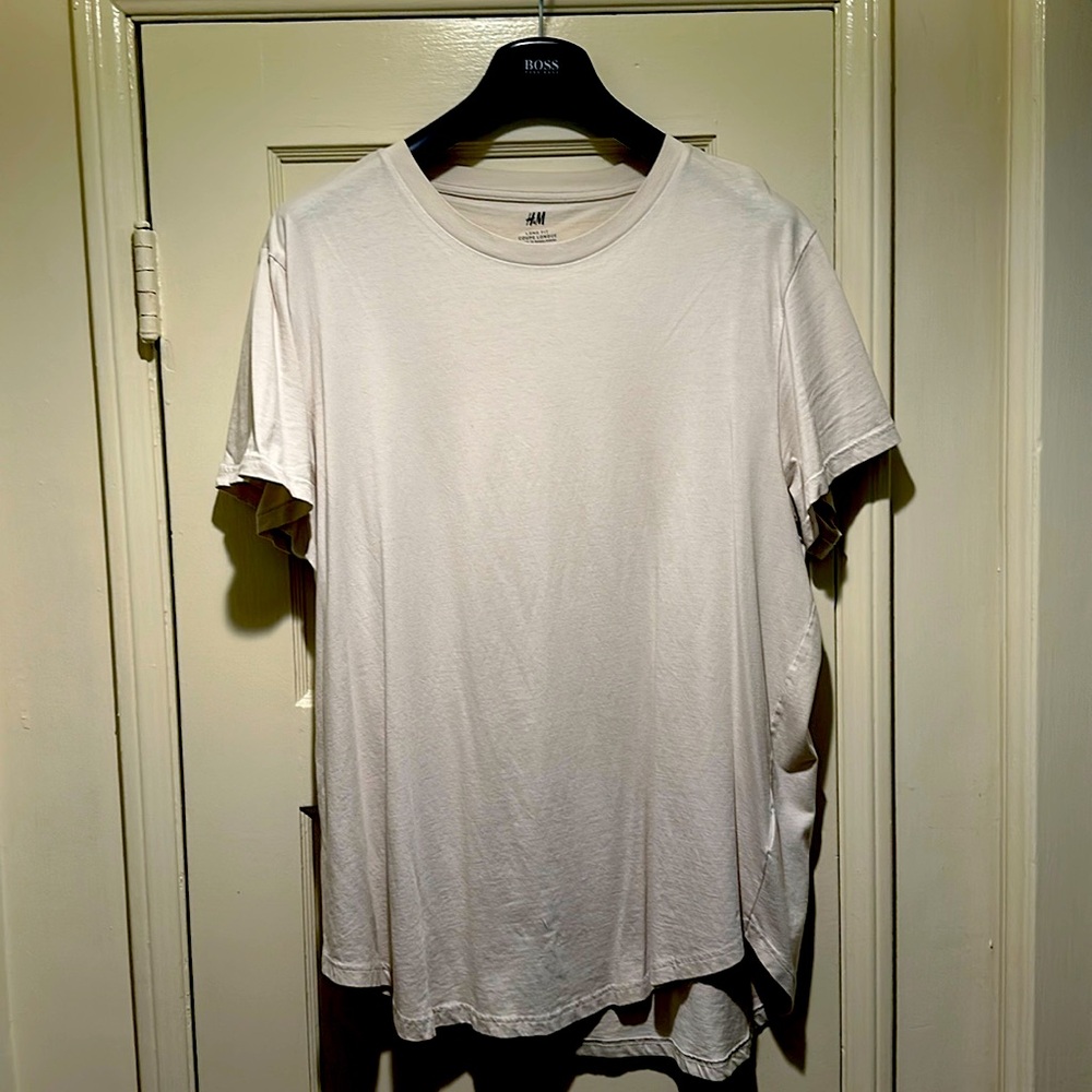 Men’s XL H&M Long Fit Tee